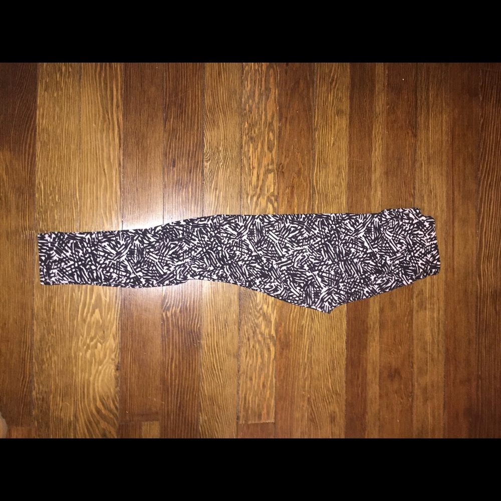NEW OS LuLaRoe black & white leggings
